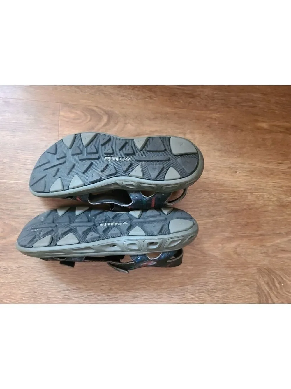 Girls Columbia Sandals Size 4 Multi-Color Omni-Grip